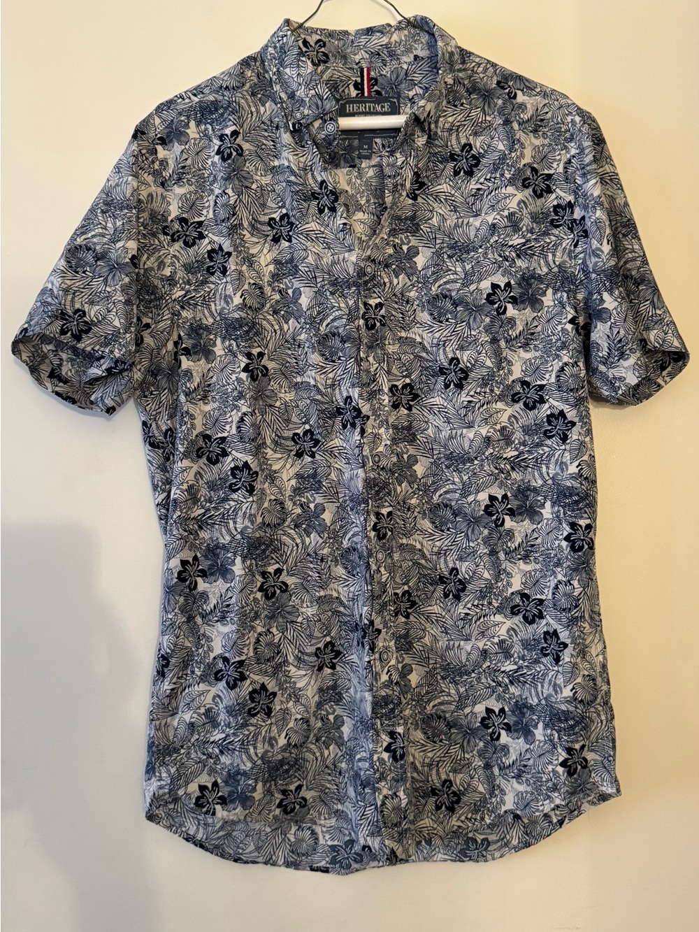Men’s Heritage Short-Sleeve Blue Floral Button-Up Top